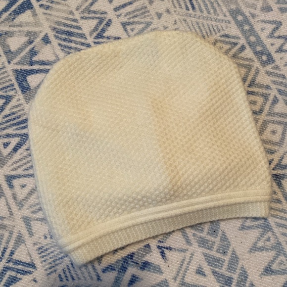Knit Baby Bow Hat - Picture 4 of 4